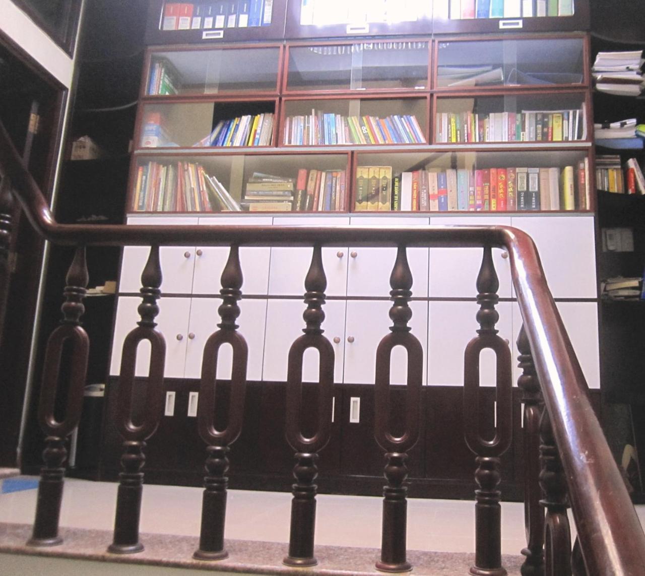 The Lily Hostel & Coffee Ho Chi Minh City Exterior photo