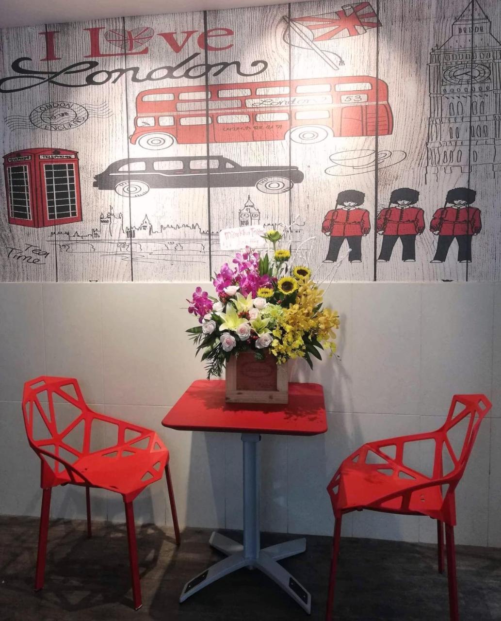 The Lily Hostel & Coffee Ho Chi Minh City Exterior photo