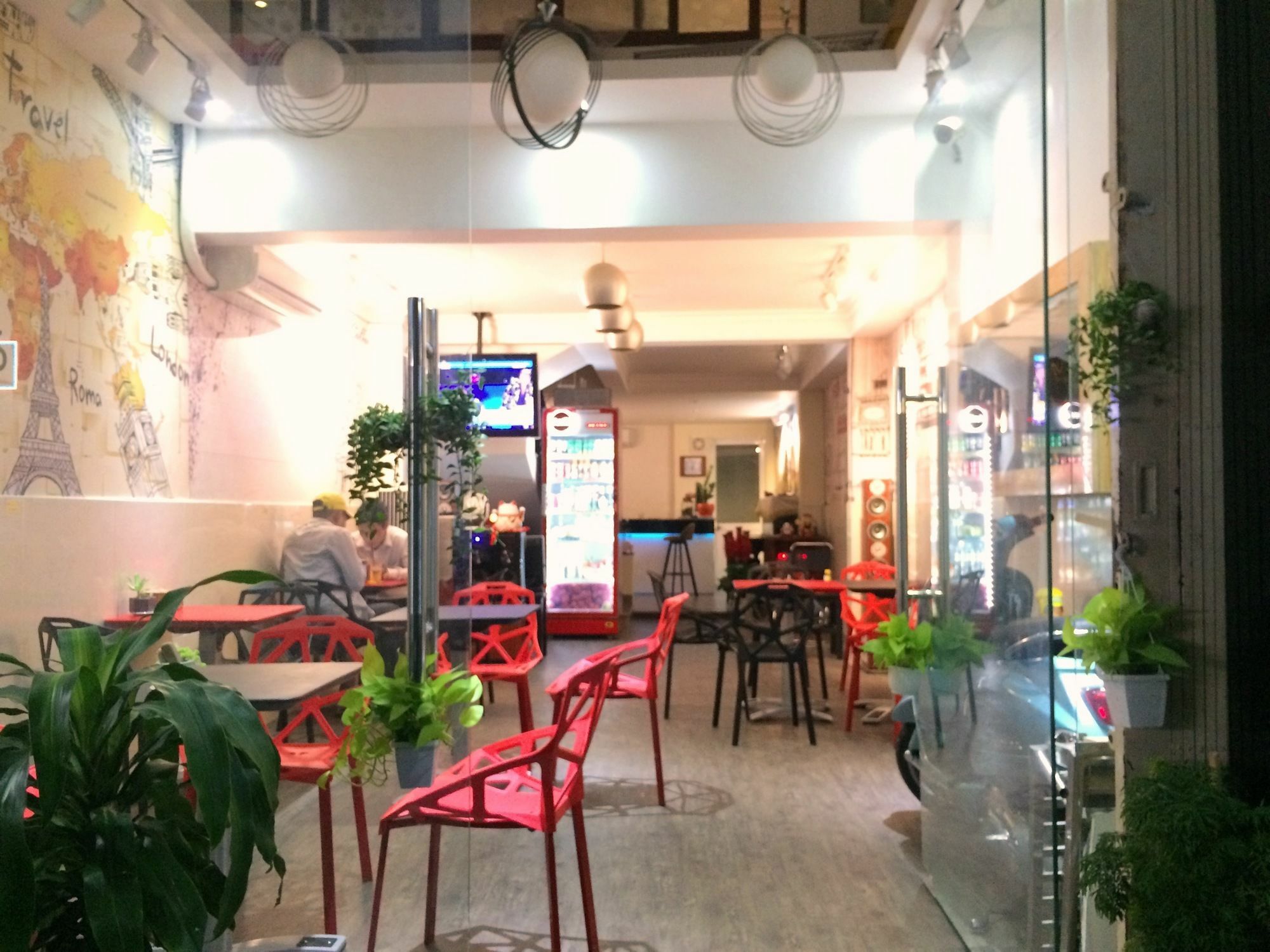 The Lily Hostel & Coffee Ho Chi Minh City Exterior photo